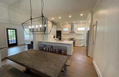 Five Points South House | Downtown Birmingham Modern 2-Bedroom Gem