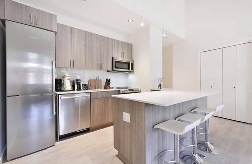 Chinatown Apartment | Downtown Boston 2BR | Steps from T | Full Kitchen | by GLS