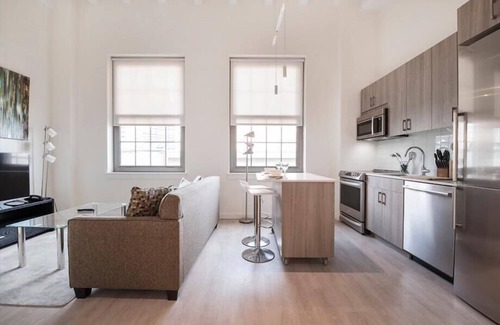 Chinatown Apartment | Downtown Boston Studio near T | Full Kitchen | W/D