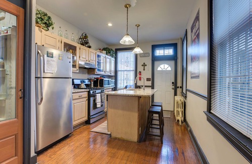 Downtown Baltimore House | Downtown/Camden Yards- 600 feet from homeplate