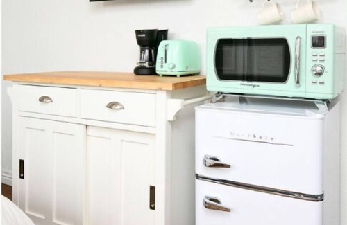 Rampart Village Apartment | Downtown Charm: Elegant Retreat in LA