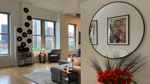 Downtown Cleveland Apartment | Downtown Cleveland- Steps to Sports & Events condo