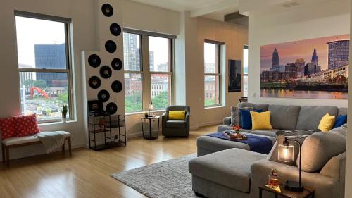 Downtown Cleveland Apartment | Downtown Cleveland- Steps to Sports & Events condo