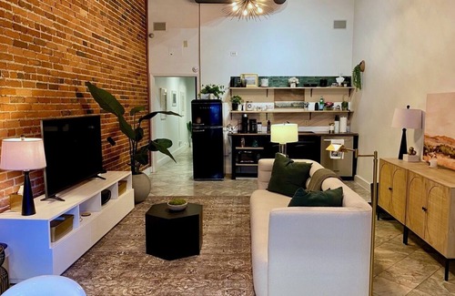 Greenville Downtown Condo | Downtown Condo Steps to Main Street