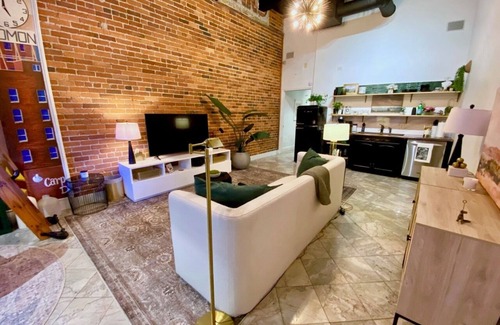 Greenville Downtown Condo | Downtown Condo Steps to Main Street