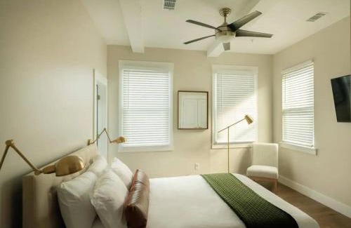 Old West Broad Neighborhood Apartment | Downtown, contemporary, 2 bedroom, Roof Terrace! 4B