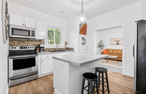 Sandpoint Cottage | Downtown Cottage: Steps to Sandpoint