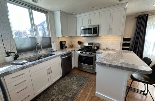 Downtown Salt Lake City House | Downtown Darling & Convention Center Home