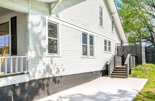 Dayton Cottage | Downtown Dayton Historic Cottage