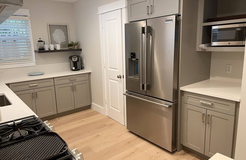 Marina District House | Downtown Delray Cottage-Walk to everything!