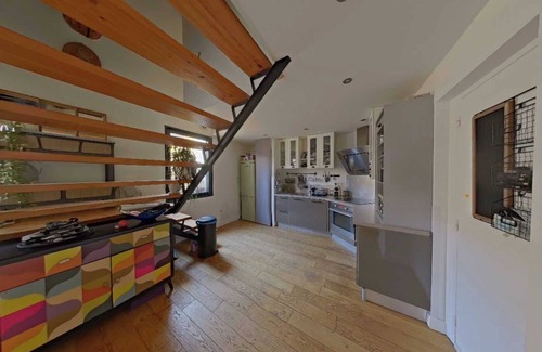Figuerolles Apartment | Downtown duplex