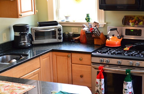 Burlington Apartment | Downtown duplex with yoga room, 1 block from Lake Champlain