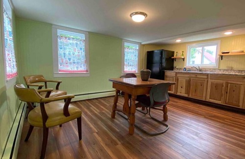 Eastport House | Downtown Eastport 14 3rd Street Unit 2