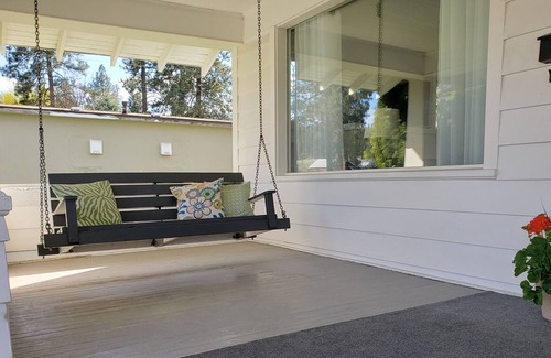 Libby House | Downtown Family Friendly Home