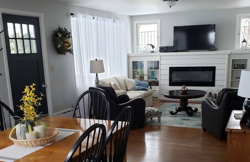 Libby House | Downtown Family Friendly Home