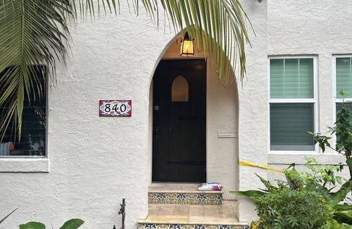 West Palm Beach House | Downtown Flamingo Park Designer Home
