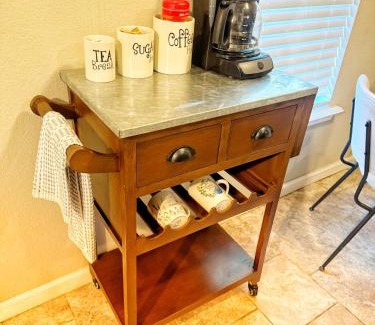 Fort Smith Apartment | Downtown Fort Smith Apartment with Yard Pet Friendly