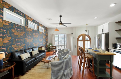 Seventh Ward House | Downtown Gem Blocks to the Quarter, 9 Beds, 3.5 baths and TVs in 2 bedrooms