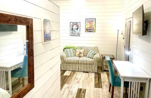 Foley Apartment | Downtown Historic Foley Guesthouse 11 mi to Beach