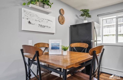 Fairview Apartment | Downtown Iditarod - Fin Lake -4