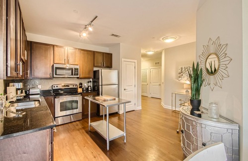 The Gulch Condo | Downtown in the Gulch - 2bed/2bath - Stay like you live here!