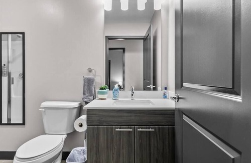 Downtown Kansas City Apartment | Downtown Kansas City One Bedroom Suite w/GYM