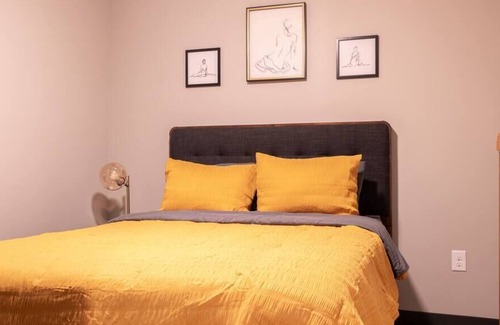 Downtown Kansas City Apartment | Downtown KC 2 Bedroom King/Queen Stunning View