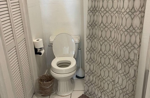Freetown - Port Rico Apartment | Downtown Lafayette Gem: Stylish 1BR Apartment!