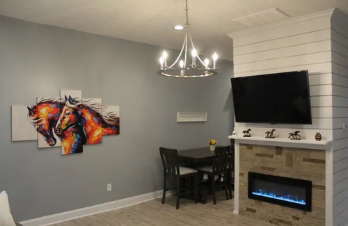 Germantown House | Downtown Louisville home- close to everything