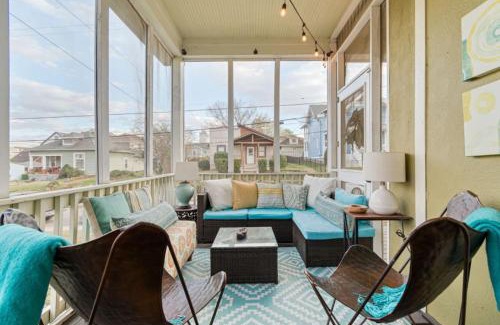 Hope Gardens House | Downtown Luxury House - Beautiful Outdoor Spaces
