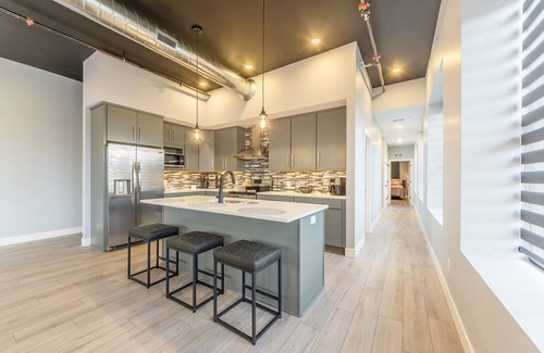 Fennville House | Downtown luxury loft, within 10 minutes to beaches and wineries
