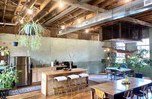 Central Business District Apartment | Downtown Lynchburg *REAL loft living* Va Virginia