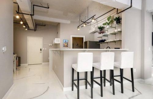 Downtown Memphis Apartment | Downtown Memphis Luxury Condo