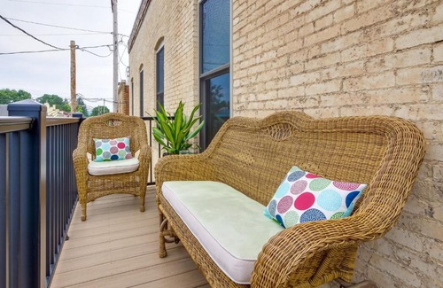 Millersburg Apartment | Downtown Millersburg Retreat with Sleek Interior!