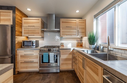 Heart of Missoula House | Downtown Missoula Low Key Luxury House