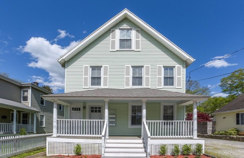 Mystic - New London Apartment | Downtown Mystic Renovated & Comfortable Apartment