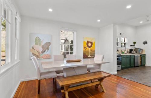 Napa House | Downtown Napa HOT TUB Retreat - 3 Bed l 2 bath