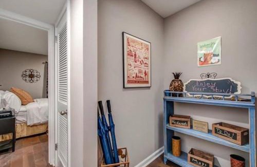 North Capitol Apartment | Downtown Nashville Covered Parking unit 1014