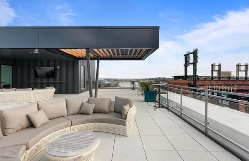 Downtown St. Louis Apartment | Downtown Near Busch Stadium/Convention Center