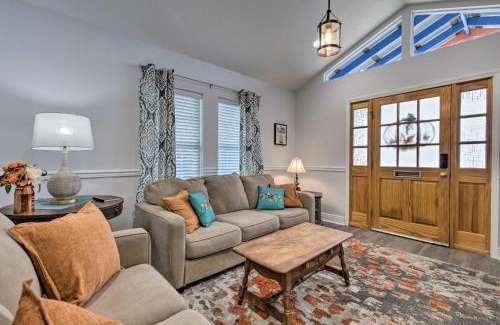 Biloxi House | Downtown Ocean Springs Duplex with AandC 1 Mi to Beach