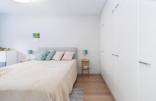 Oulu Apartment | Downtown Oulu 2BR, Sauna & Sea View Balcony