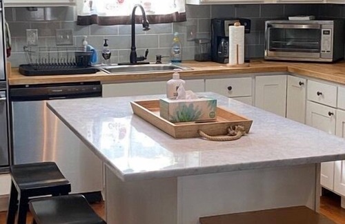 Plymouth House | Downtown Plymouth 3 beds, 2 bath, remodeled and walk to town!