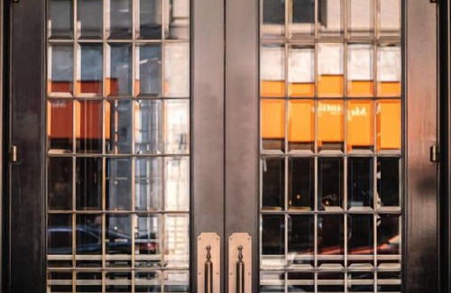 Downtown Portland Apartment | Downtown Portland, Comfy Bed + Many Hotel Perks!