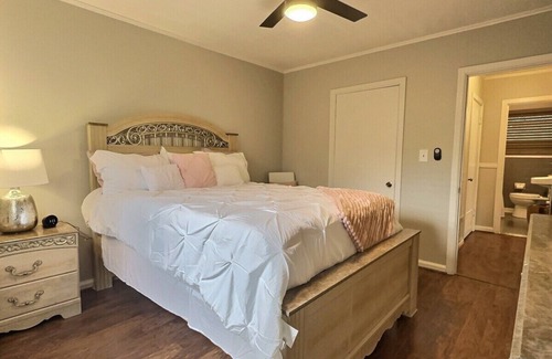 Prattville House | Downtown Prattville-1Bed 1Bath!