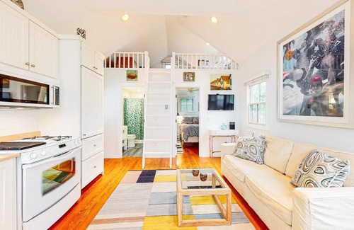 Provincetown House | Downtown Provincetown Delight