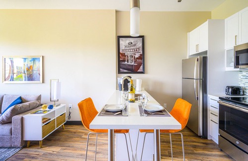 Southwest Raleigh Apartment | Downtown Raleigh Luxury Apartment