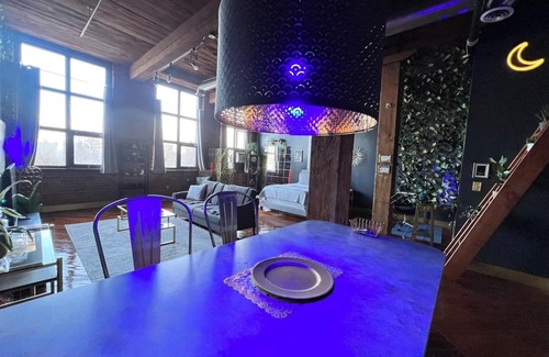 Detroit Apartment | Downtown: River Views & Vintage Vibes