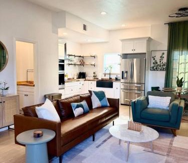 Denver Heights House | Downtown San Antonio Near Riverwalk and Frost
