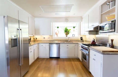 St. Helena House | Downtown St. Helena retreat with pool, bocce ball and privacy. Permit #PL23-019
