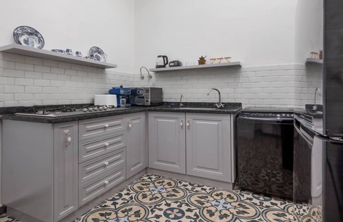 Al-Azbakiyah Apartment | "Downtown Sunny Hideaway: Vintage, 7balconies AC, WiFi in charming Cairo